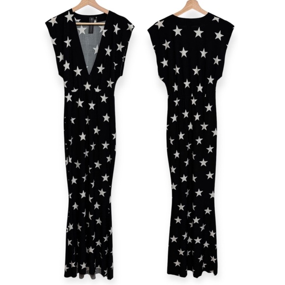 Norma Kamali V-Neck Stretch Jersey Knit Star Print Rectangle Maxi Dress ASO Norma Kamali V-Neck Stretch Jersey Knit Star Print Rectangle Maxi Dress ASO